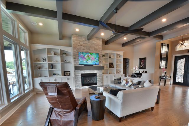 228 MCDONALD Loop, Hot Springs, AR 71913