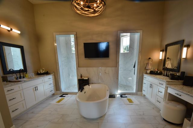 228 MCDONALD Loop, Hot Springs, AR 71913