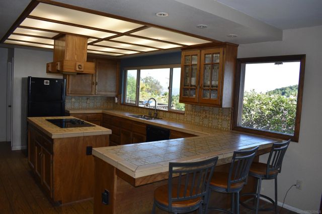 1549 Sleeping Indian Rd, Fallbrook, CA 92028