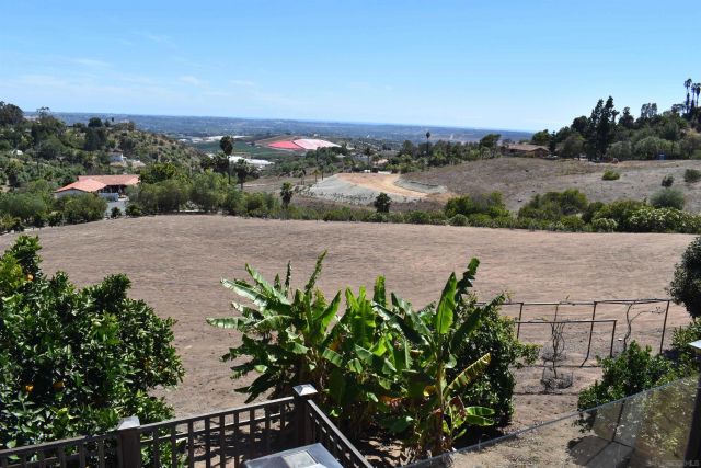 1549 Sleeping Indian Rd, Fallbrook, CA 92028