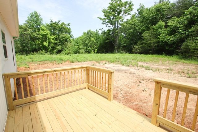 88 River Oaks Drive, Sparta, TN 38583