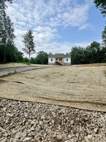 88 River Oaks Drive, Sparta, TN 38583