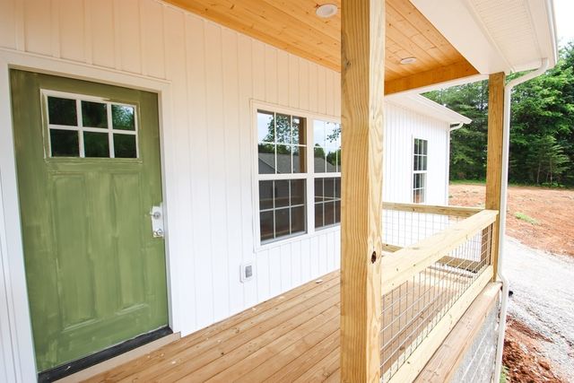 88 River Oaks Drive, Sparta, TN 38583