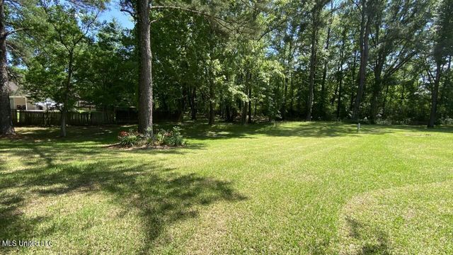 326 Amanda Lane, Byram, MS 39272