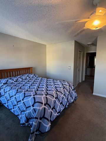 11345 Fergus Street NE G, Blaine, MN 55449