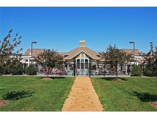 11345 Fergus Street NE G, Blaine, MN 55449