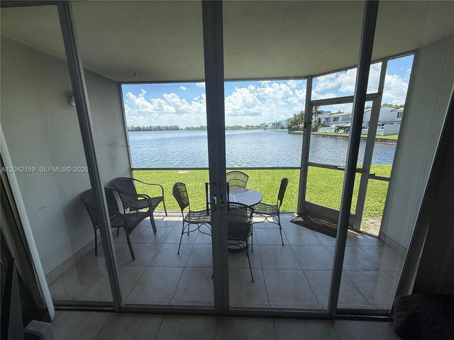 1300 NE 191st Street A106, Miami, FL 33179