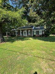 504 Mount Vernon Drive, Albemarle, NC 28001