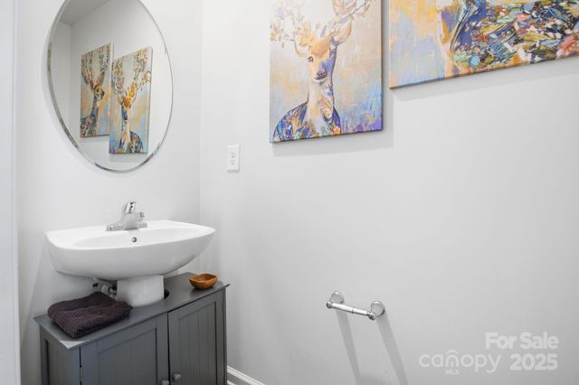 6101 Cutwater Circle, Charlotte, NC 28269