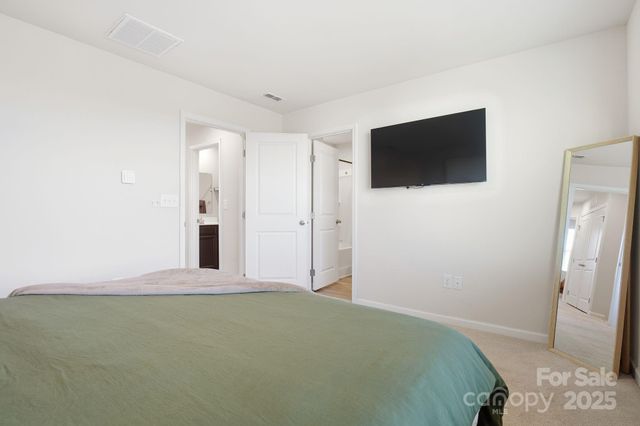 6101 Cutwater Circle, Charlotte, NC 28269