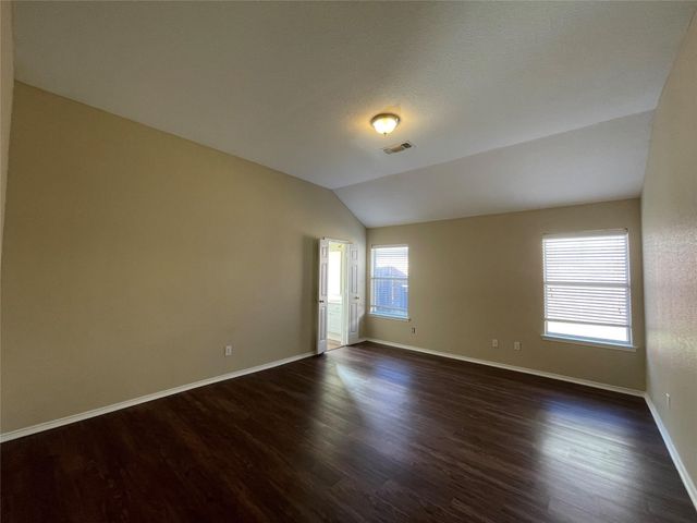 4601 Saint Thomas Place, Fort Worth, TX 76135