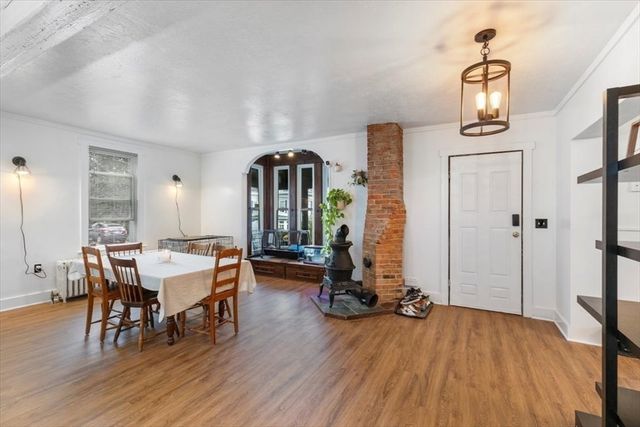 4 Greenwood, Amesbury, MA 01913