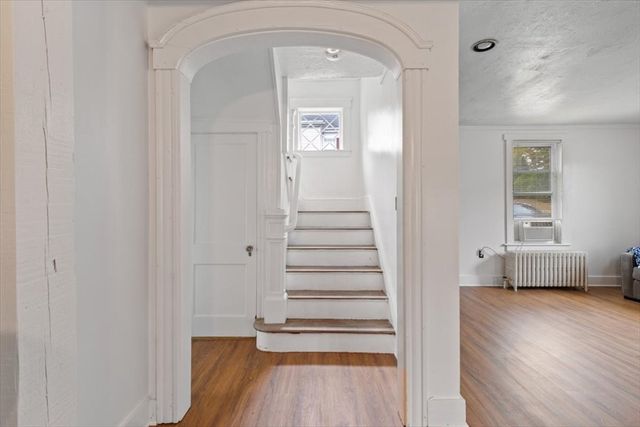 4 Greenwood, Amesbury, MA 01913