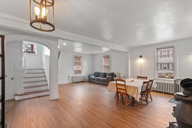 4 Greenwood, Amesbury, MA 01913