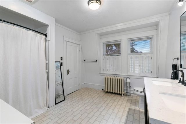 4 Greenwood, Amesbury, MA 01913