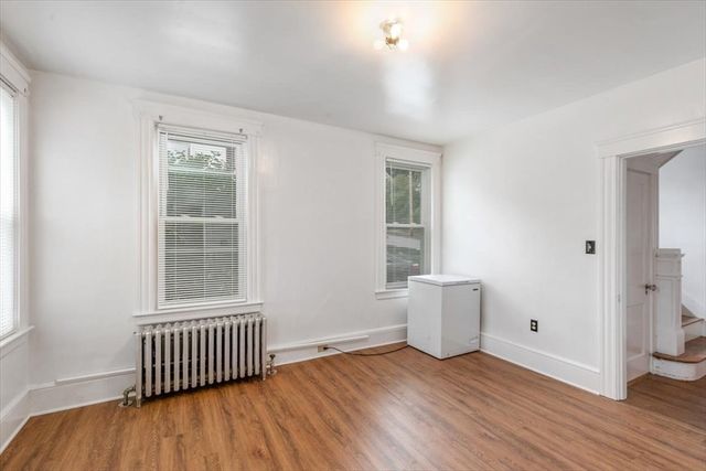 4 Greenwood, Amesbury, MA 01913