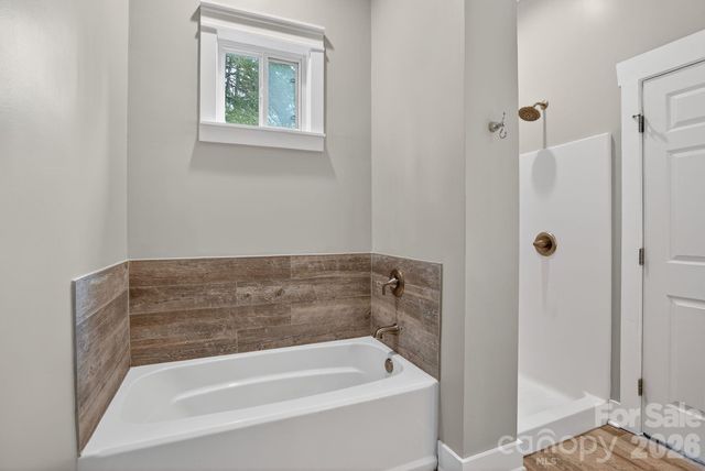 155 N Fork Road, Black Mountain, NC 28711