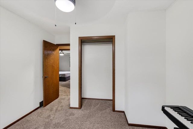 865 Miller Drive, Oregon, WI 53575