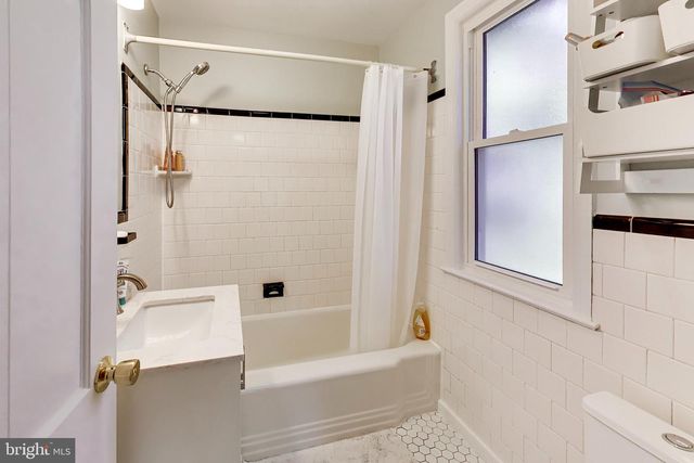 5020 BELT RD NW, Washington, DC 20016