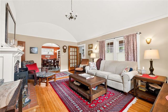 89 Edgemont Road, Rochester, NY 14620