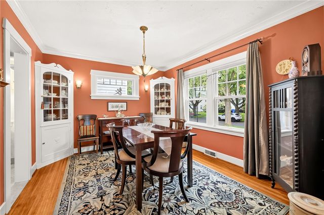 89 Edgemont Road, Rochester, NY 14620