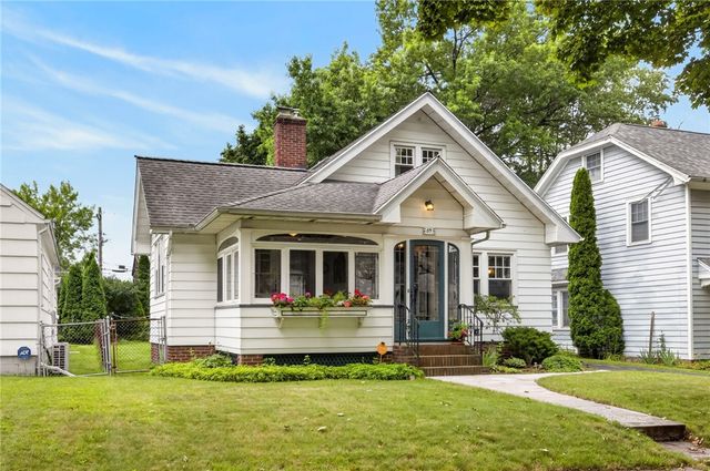 89 Edgemont Road, Rochester, NY 14620