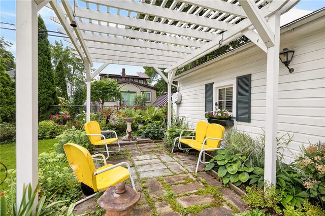 89 Edgemont Road, Rochester, NY 14620