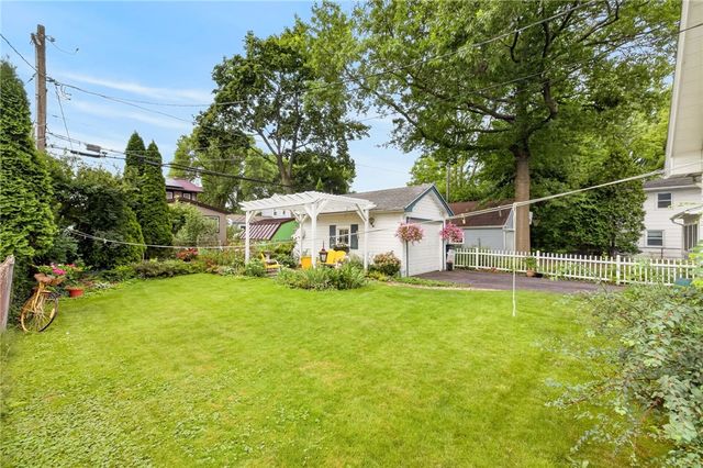 89 Edgemont Road, Rochester, NY 14620