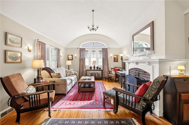 89 Edgemont Road, Rochester, NY 14620