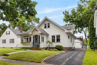 89 Edgemont Road, Rochester, NY 14620