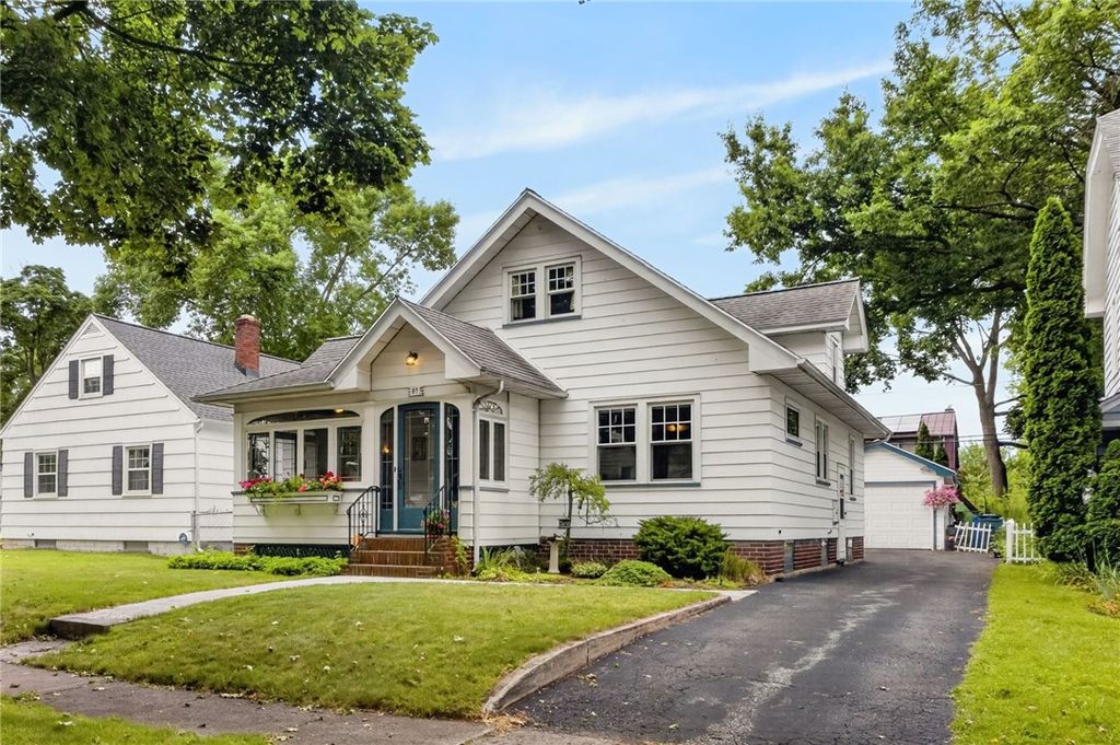 89 Edgemont Road, Rochester, NY 14620