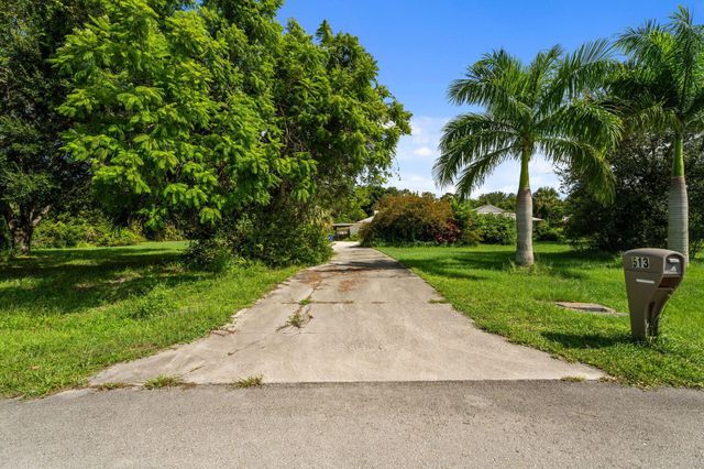 513 SW Fuge Road, Stuart, FL 34997