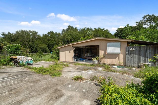 513 SW Fuge Road, Stuart, FL 34997