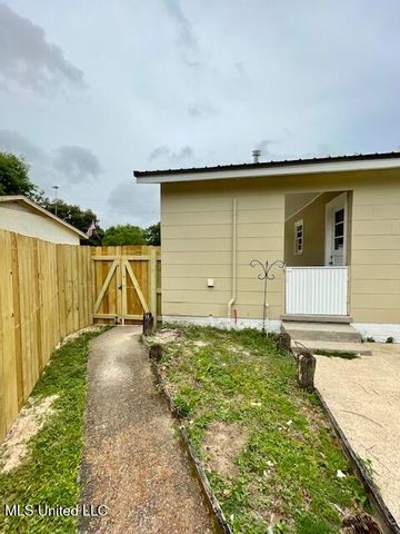 333 Belvedere Drive, Biloxi, MS 39531