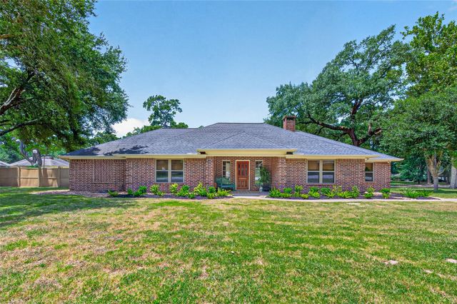 18903 Grosbeak Lane, Tomball, TX 77377
