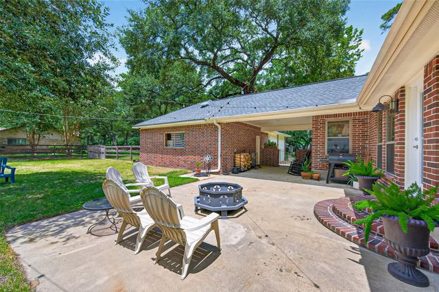 18903 Grosbeak Lane, Tomball, TX 77377