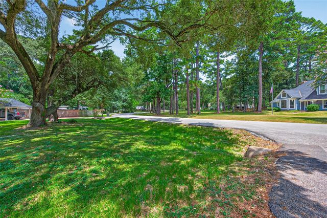 18903 Grosbeak Lane, Tomball, TX 77377