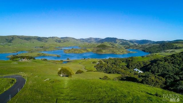 333-345 Willow Rd, Nicasio, CA 94946
