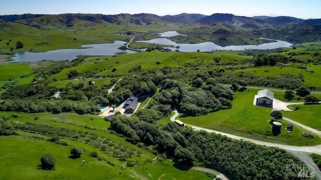333-345 Willow Rd, Nicasio, CA 94946
