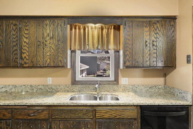 1600 132nd Lane NE, Blaine, MN 55449