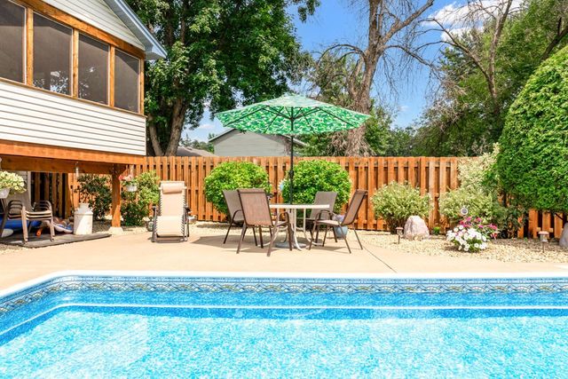 1600 132nd Lane NE, Blaine, MN 55449