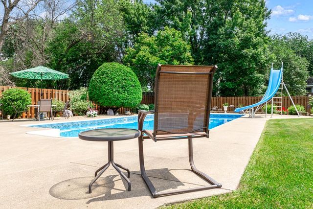 1600 132nd Lane NE, Blaine, MN 55449