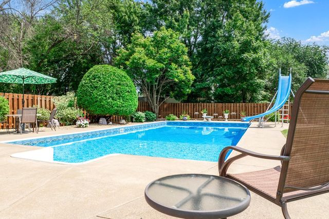 1600 132nd Lane NE, Blaine, MN 55449