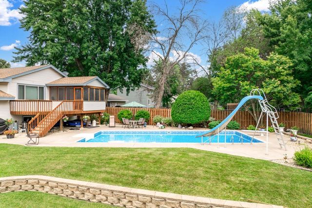 1600 132nd Lane NE, Blaine, MN 55449