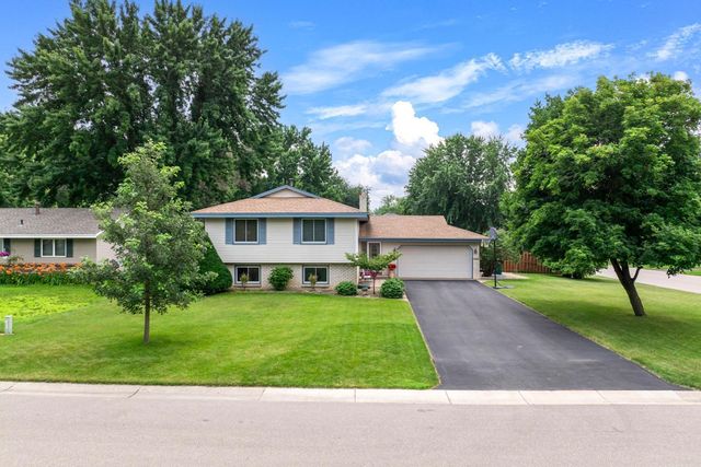 1600 132nd Lane NE, Blaine, MN 55449