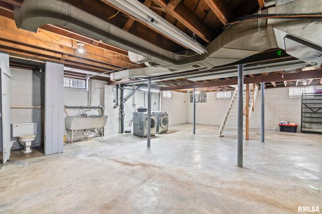 1517 W JACKSON Street, Springfield, IL 62704