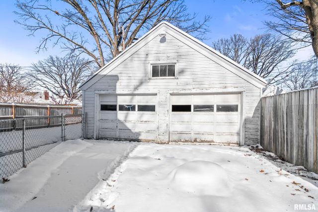 1517 W JACKSON Street, Springfield, IL 62704