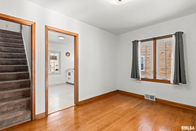 1517 W JACKSON Street, Springfield, IL 62704