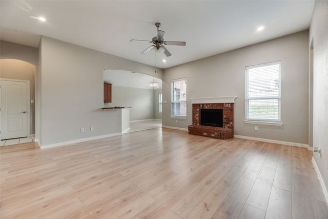 1517 White Willow Lane, Arlington, TX 76002
