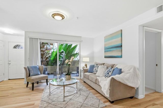 134 Carroll Street 202, Sunnyvale, CA 94086